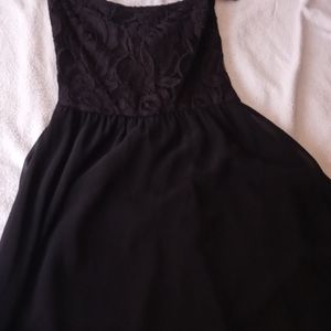 Stapless mini dress, size S